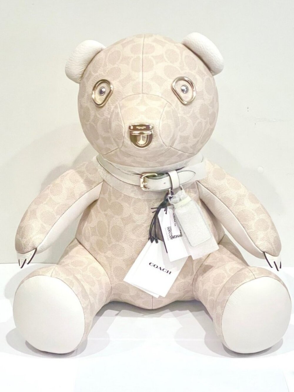 Authentic Collectible Coach Full Size Leather Bear RARE - WOW! NWT